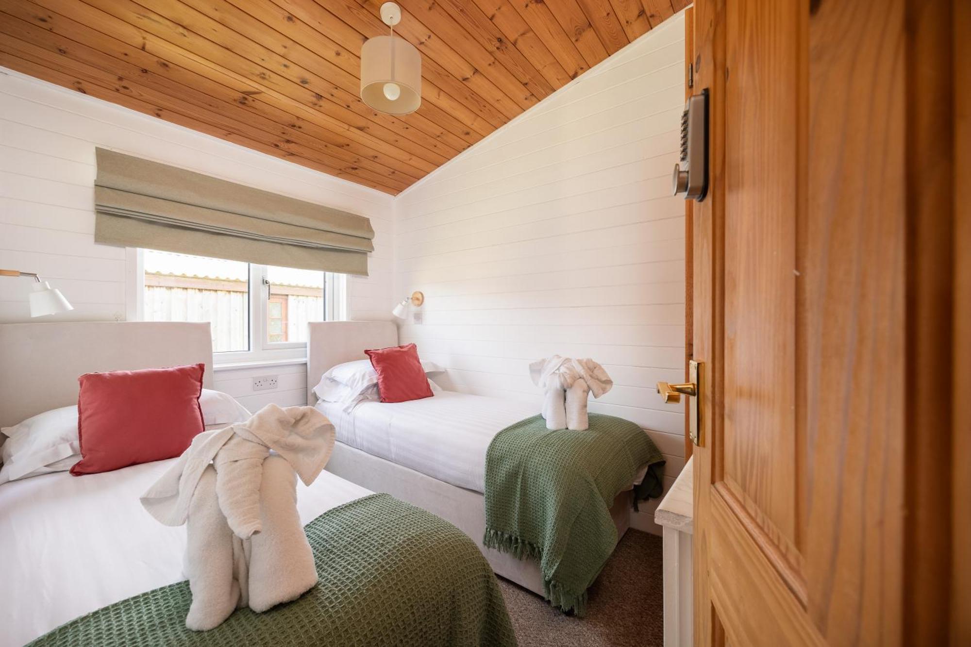 West Chalet At Tapnell Farm ยาร์มัธ ภายนอก รูปภาพ